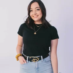 Disney Signature D Logo Gold Cast Buckle - 1.5 Inch Wide - Black PU Strap Belt