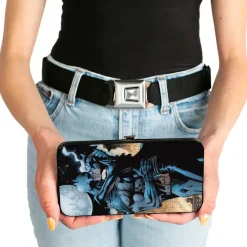 Hinged Wallet - Batman Catwoman Kissing Hush Pose + Moon