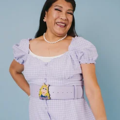 The Muppets Miss Piggy Pose Glitter Enamel Cast Buckle - 2.75 Inch Wide Lavender PU Strap Belt